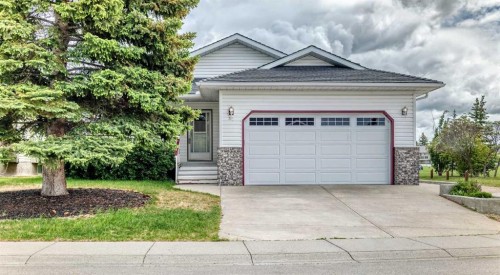 30 Tipping Close SE Airdrie, AB T4A 4A6