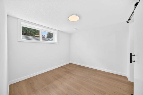 5144 Marian Way Ne, Calgary, AB 
