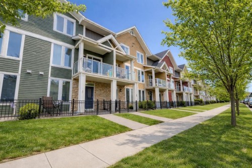 37 Auburn Bay Link Se, Calgary, AB 