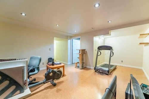 250 Mt Lorette Close Se, Calgary, AB 