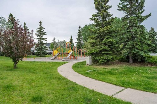 250 Mt Lorette Close Se, Calgary, AB 