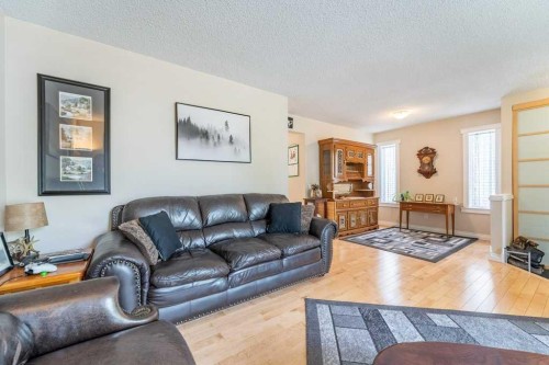 250 Mt Lorette Close Se, Calgary, AB 