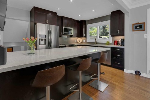 157 Wildwood Drive Sw, Calgary, AB 
