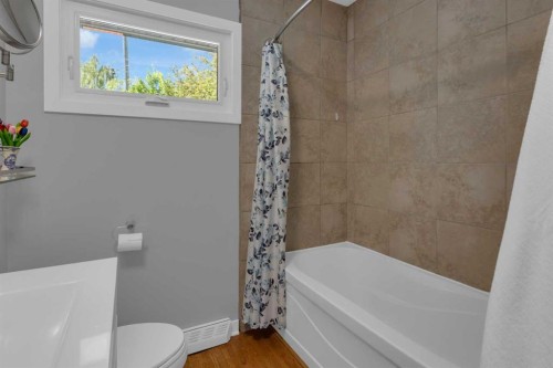 157 Wildwood Drive Sw, Calgary, AB 