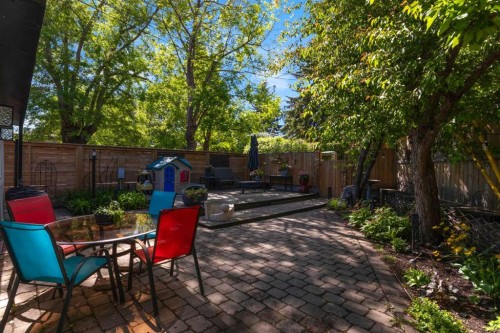 157 Wildwood Drive Sw, Calgary, AB 