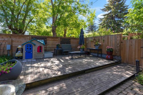 157 Wildwood Drive Sw, Calgary, AB 