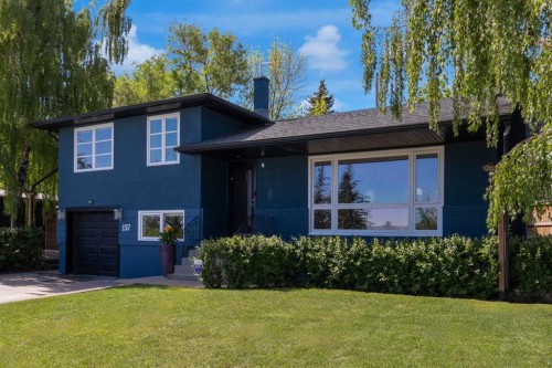 157 Wildwood Drive Sw, Calgary, AB 