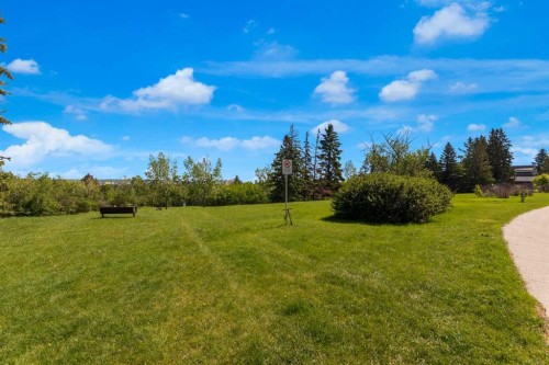157 Wildwood Drive Sw, Calgary, AB 