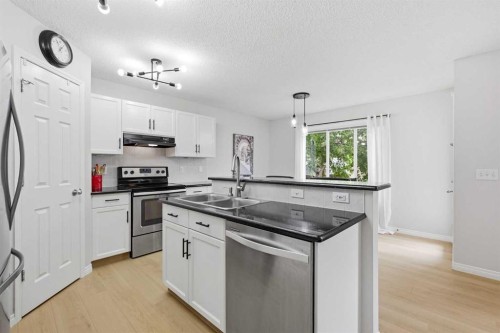 16 Evansbrooke Rise, Calgary, AB 