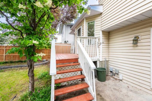 244 Riverglen Place Se, Calgary, AB 