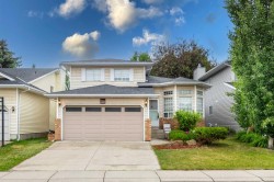 244 Riverglen Place SE Calgary, AB T2C 3T4