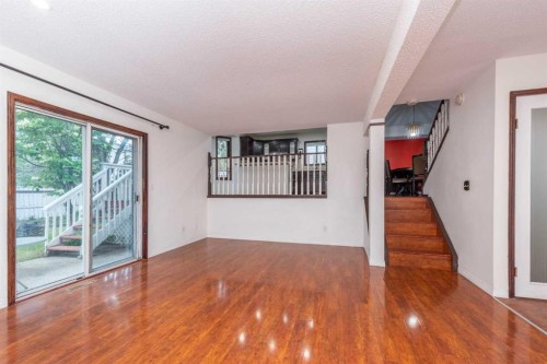 244 Riverglen Place Se, Calgary, AB 