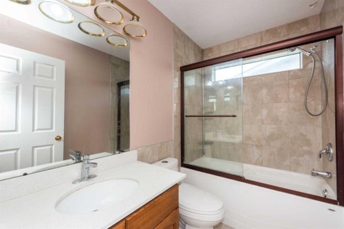 244 Riverglen Place Se, Calgary, AB 
