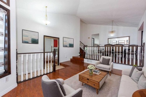 244 Riverglen Place Se, Calgary, AB 