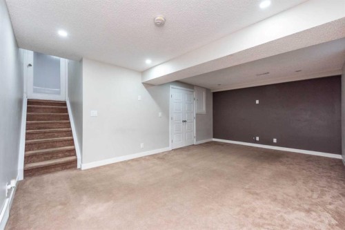 244 Riverglen Place Se, Calgary, AB 
