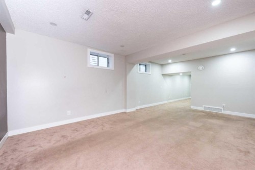 244 Riverglen Place Se, Calgary, AB 