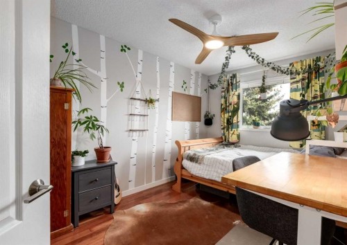 237 Scenic View Close Nw, Calgary, AB 