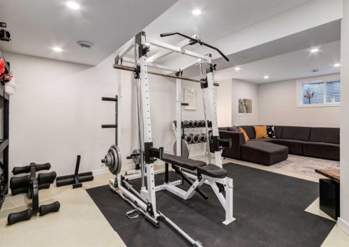 237 Scenic View Close Nw, Calgary, AB 