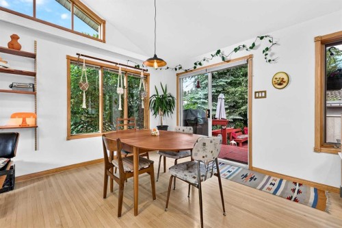 4911 43 Street Sw, Calgary, AB 