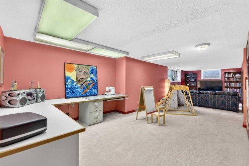 4911 43 Street Sw, Calgary, AB 