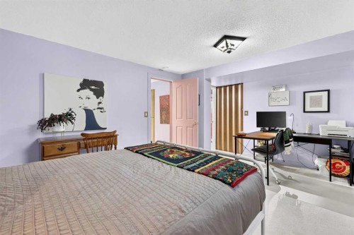4911 43 Street Sw, Calgary, AB 