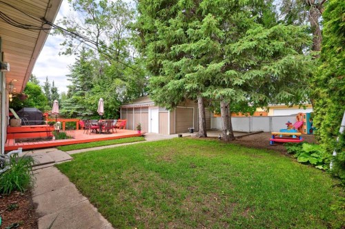 4911 43 Street Sw, Calgary, AB 