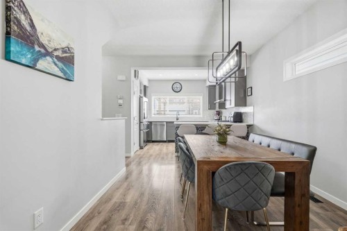 72 Masters Manor Se, Calgary, AB 