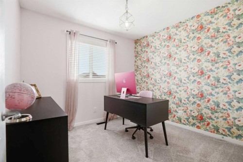 72 Masters Manor Se, Calgary, AB 
