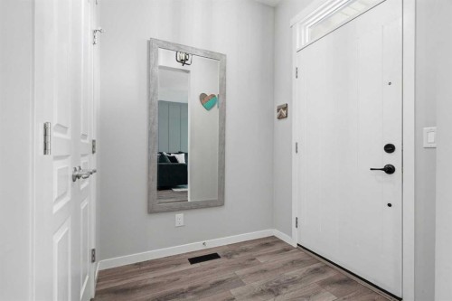 72 Masters Manor Se, Calgary, AB 