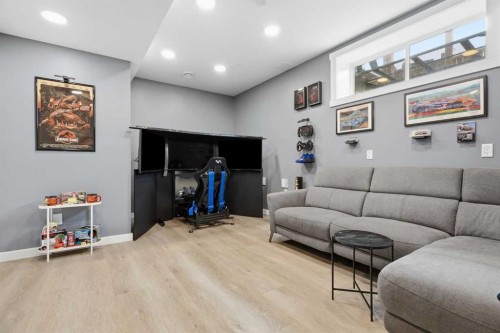 72 Masters Manor Se, Calgary, AB 