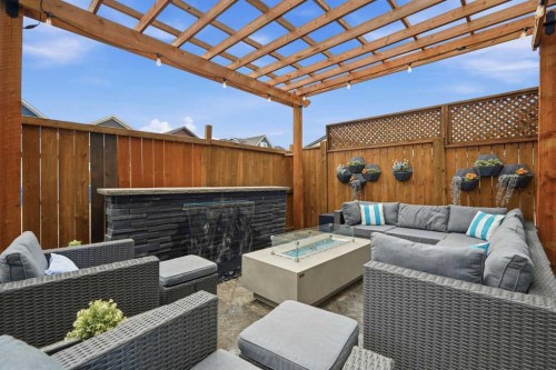 72 Masters Manor Se, Calgary, AB 