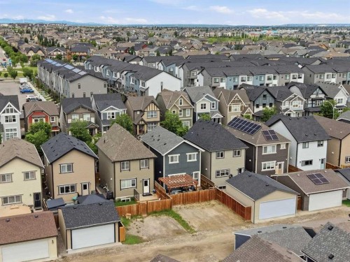 72 Masters Manor Se, Calgary, AB 