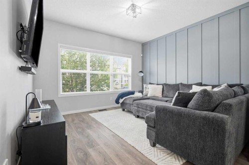 72 Masters Manor Se, Calgary, AB 