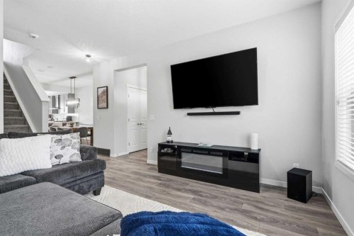72 Masters Manor Se, Calgary, AB 