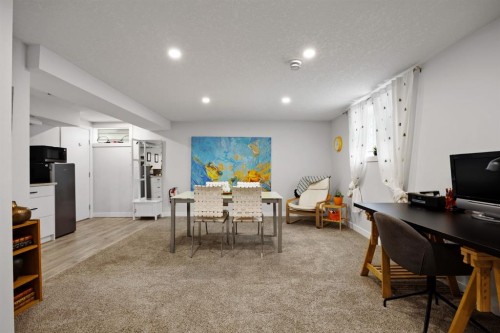 723 75 Avenue Sw, Calgary, AB 
