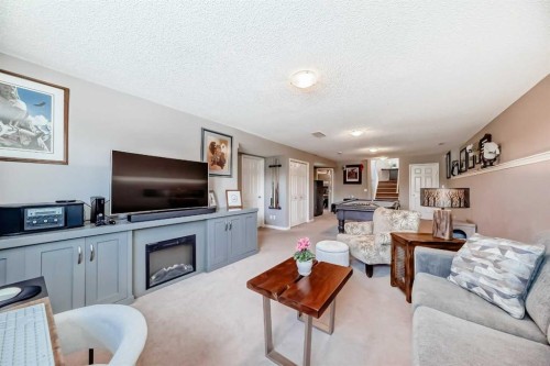 255 Copperfield Manor Se, Calgary, AB 