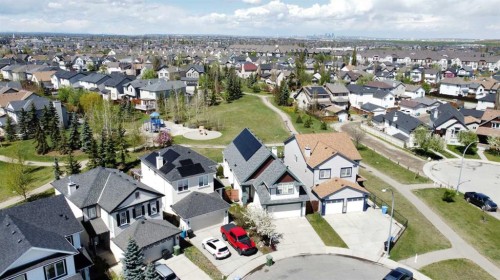 255 Copperfield Manor Se, Calgary, AB 
