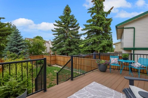 81 Strathcona Crescent Sw, Calgary, AB 