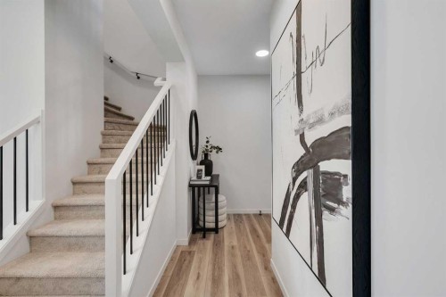 48 Lucas Passage Nw, Calgary, AB 