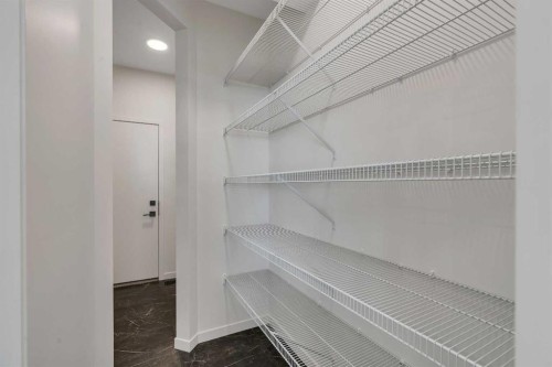 48 Lucas Passage Nw, Calgary, AB 
