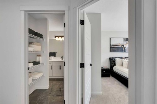 48 Lucas Passage Nw, Calgary, AB 