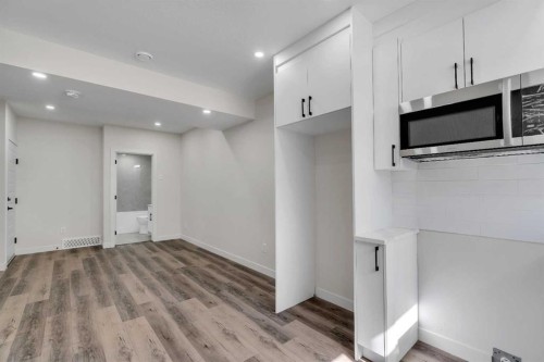 48 Lucas Passage Nw, Calgary, AB 