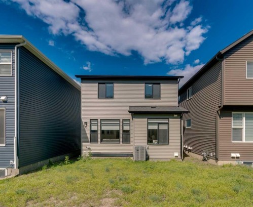 48 Lucas Passage Nw, Calgary, AB 