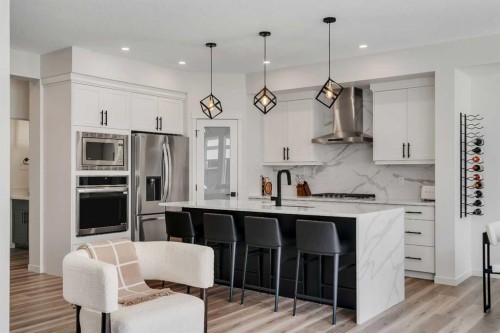 48 Lucas Passage Nw, Calgary, AB 