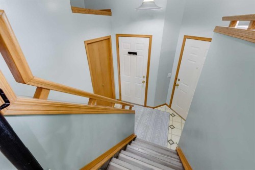 4 Big Springs Hill Se, Airdrie, AB - Indoor Photo Showing Other Room