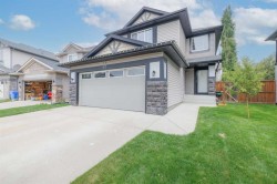 42 Royal Birch Landing NW Calgary, AB T3G 5R3