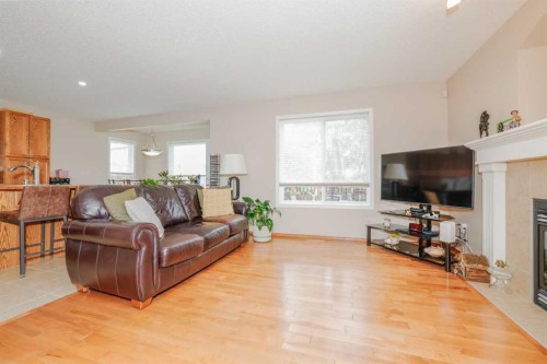 42 Royal Birch Landing Nw, Calgary, AB 