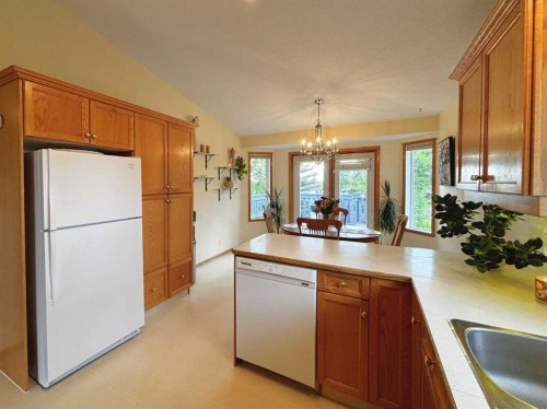 6244 Cypress Close, Olds, AB 