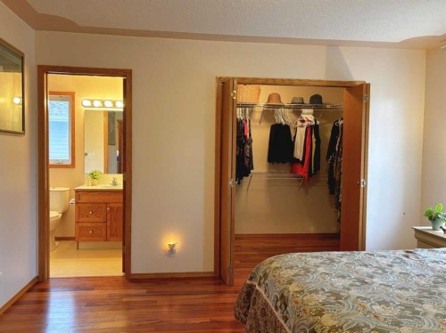 6244 Cypress Close, Olds, AB 