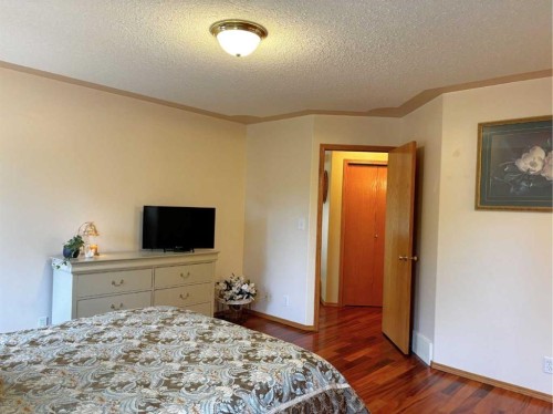 6244 Cypress Close, Olds, AB 